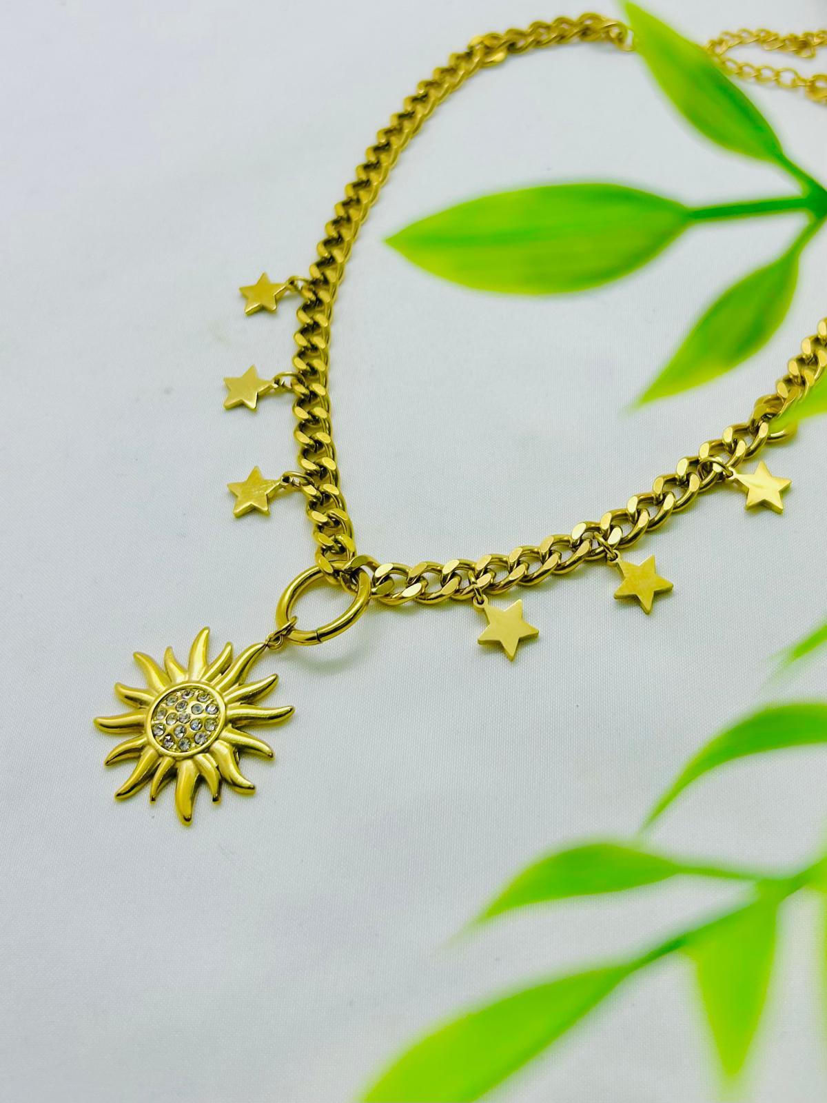 COLLAR STAINLESS STEEL CON CHARMS