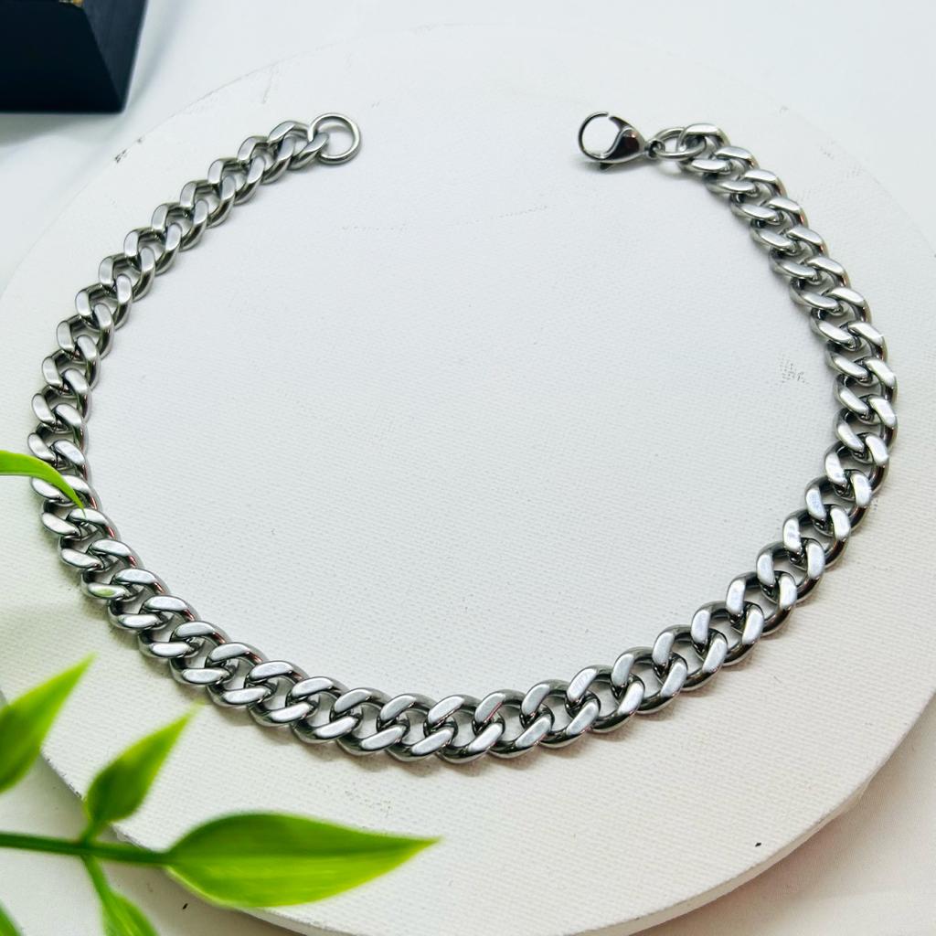 Lady Cubana Choker