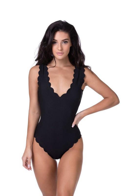 Solid scallop swimsuit