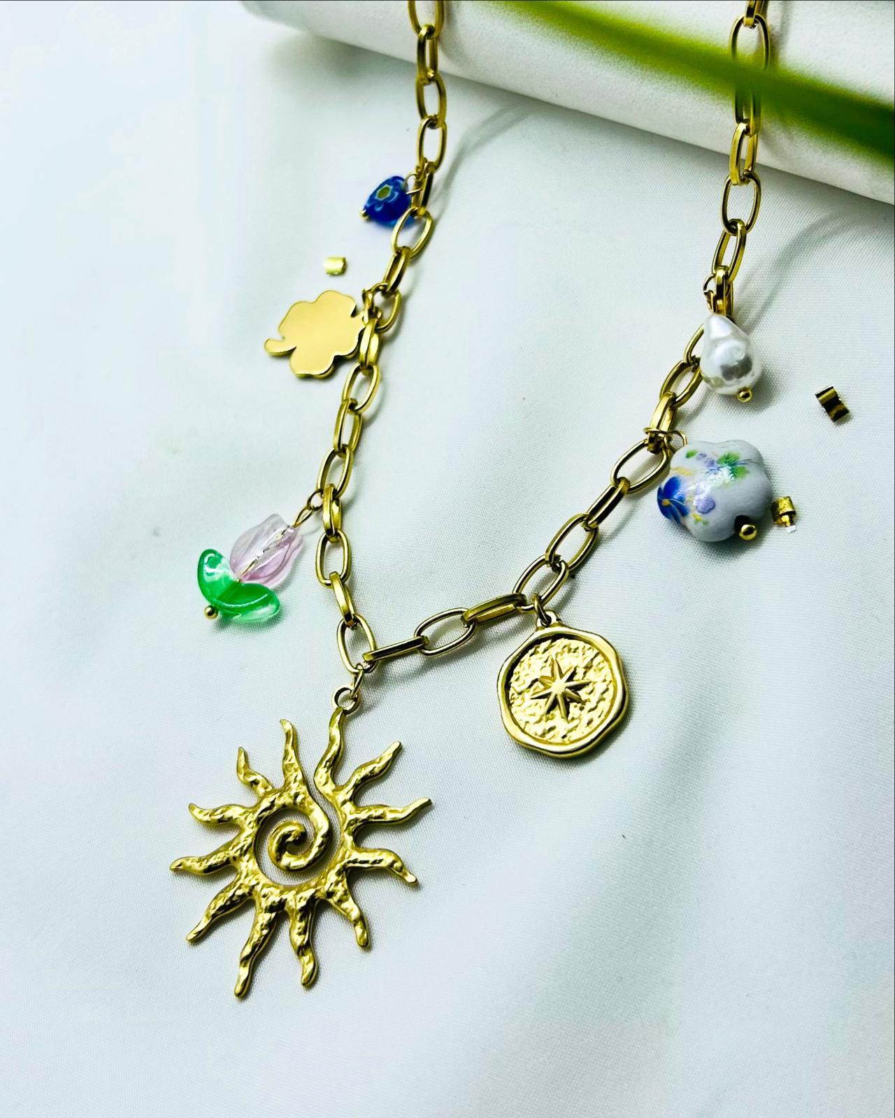 COLLAR STAINLESS STEEL CON CHARMS